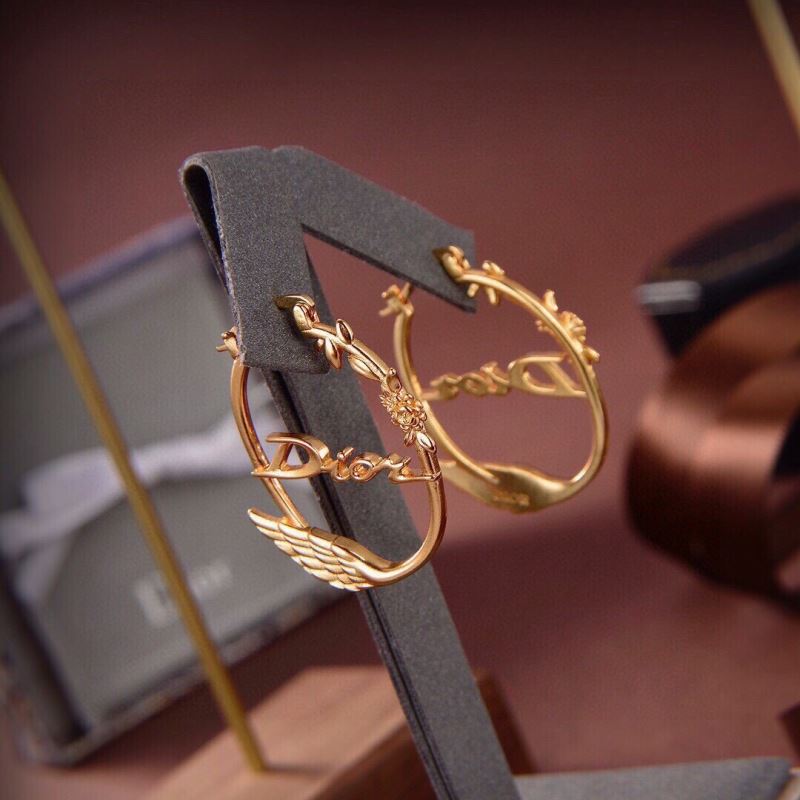 chr1st1an D10r earrings